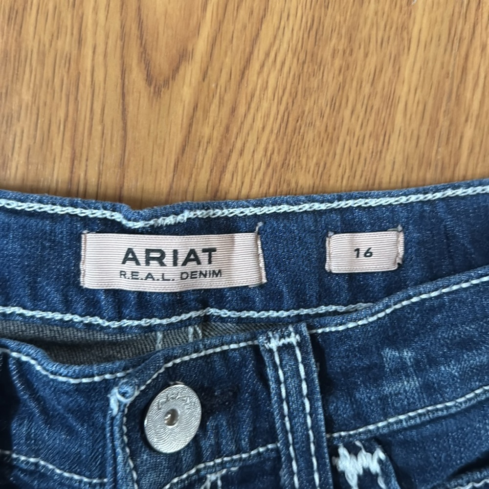 Ariat girls size 16 - Picture 2 of 3